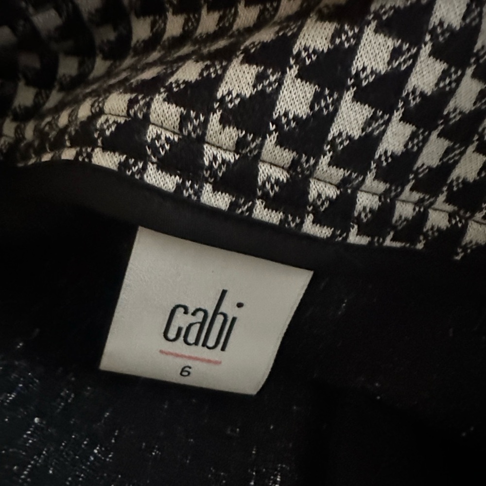 CAbi Black and White skirt - Picture 2 of 5